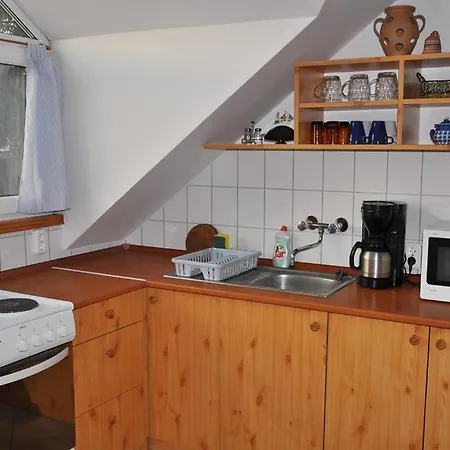 Hathaz Apartman *