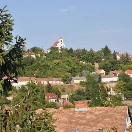 Hathaz Apartman * Pécs